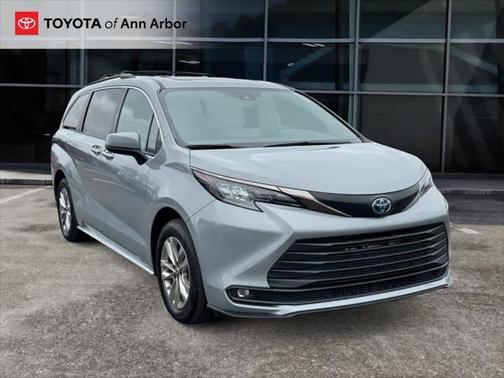 2022 Toyota Sienna XLE