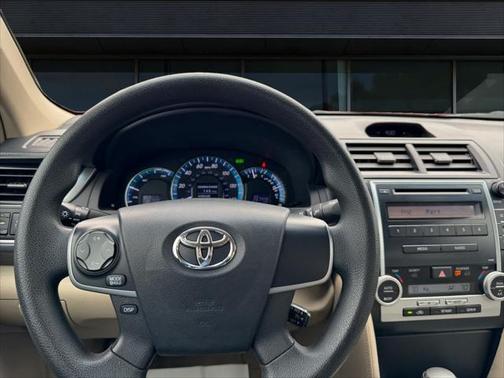 2012 Toyota Camry Hybrid LE