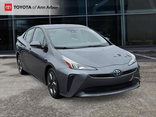 2020 Toyota Prius XLE