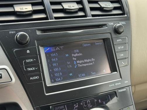 2012 Toyota Prius v Five
