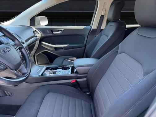 2019 Ford Edge SE