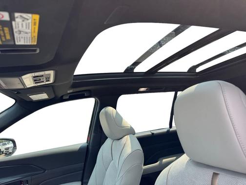 2024 Toyota Grand Highlander Hybrid Limited MAX