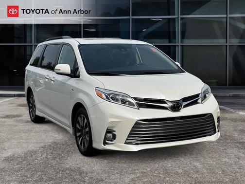 2019 Toyota Sienna Limited