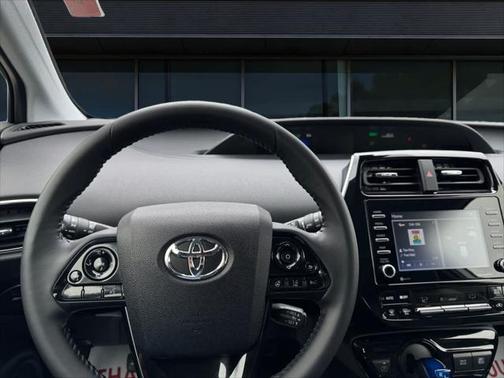 2022 Toyota Prius XLE