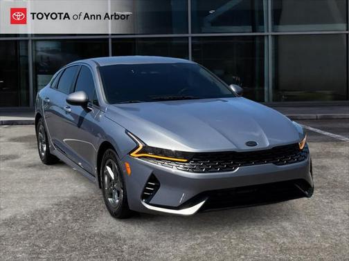 2021 Kia K5 LXS