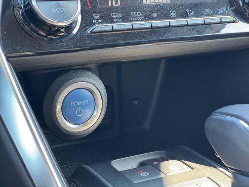 2022 Toyota Venza Limited