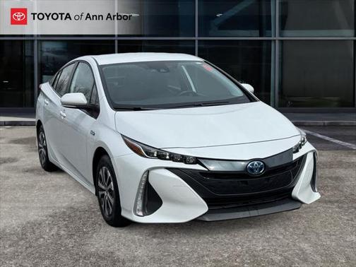 2022 Toyota Prius Prime XLE