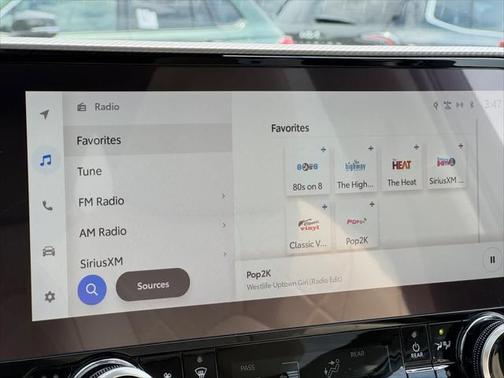 2024 Toyota Highlander Hybrid Platinum