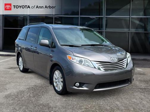 2017 Toyota Sienna XLE Premium