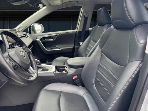 2020 Toyota RAV4 Limited