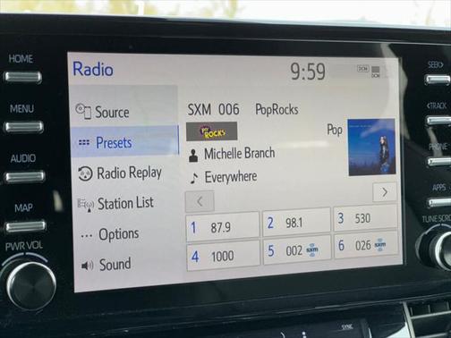 2022 Toyota Sienna XSE 7 Passenger