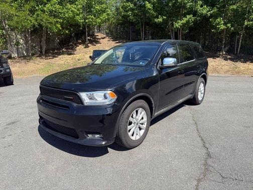 DB Black Crystal Clearcoat 2019 Dodge Durango SXT