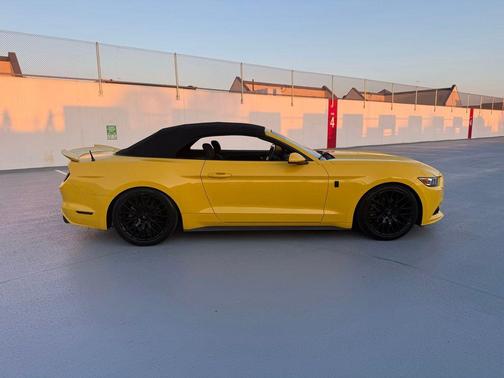 Triple Yellow Tri-Coat 2016 Ford Mustang V6