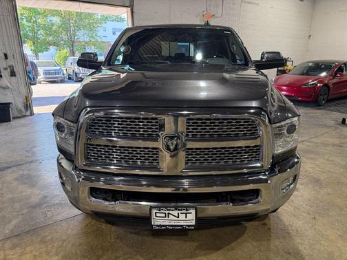 Granite Crystal Metallic Clearcoat 2015 RAM 2500 Laramie