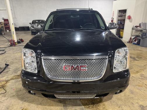 2008 GMC Yukon XL Denali