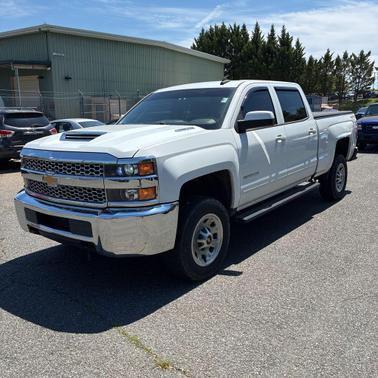 Summit White 2019 Chevrolet Silverado 2500 LT
