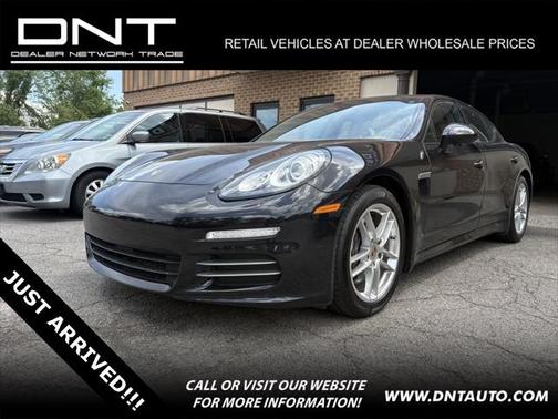 2015 Porsche Panamera 4
