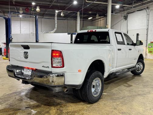 2021 RAM 3500 Tradesman Crew Cab 4x4 8' Box