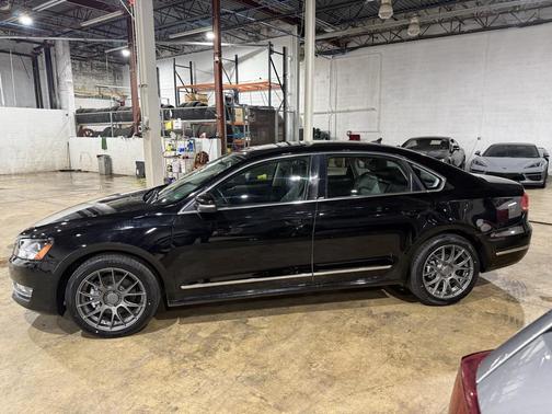 2014 Volkswagen Passat 2.0L TDI DSG SE w/Sunroof