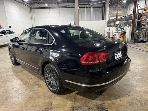 2014 Volkswagen Passat 2.0L TDI DSG SE w/Sunroof