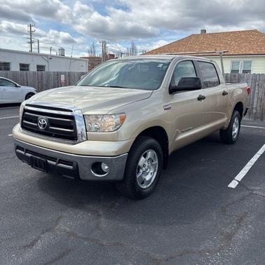 Gold 2010 Toyota Tundra Grade