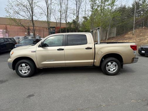 Gold 2010 Toyota Tundra Grade