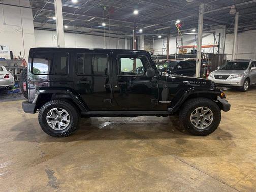 Black Clearcoat 2013 Jeep Wrangler Unlimited Rubicon