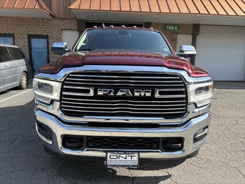 2022 RAM 3500 Laramie Crew Cab 4x4 8' Box