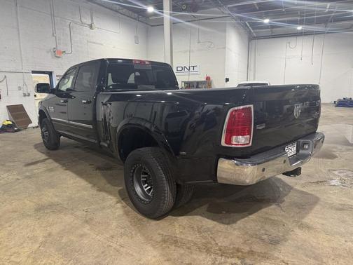 2015 RAM 3500 Laramie