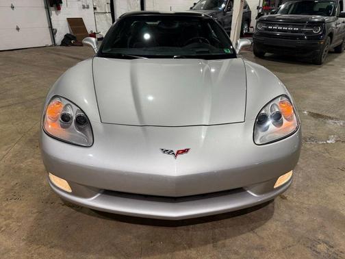 Ricochet Silver Metallic 2006 Chevrolet Corvette Base