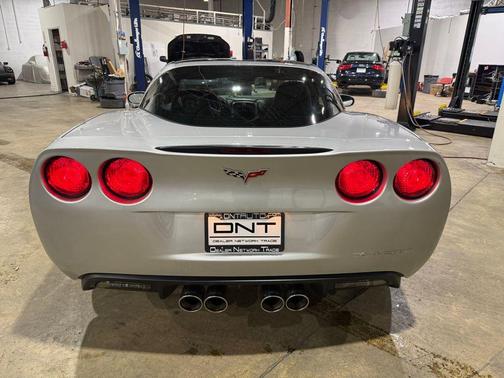 Ricochet Silver Metallic 2006 Chevrolet Corvette Base