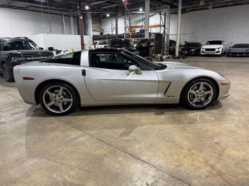 Ricochet Silver Metallic 2006 Chevrolet Corvette Base