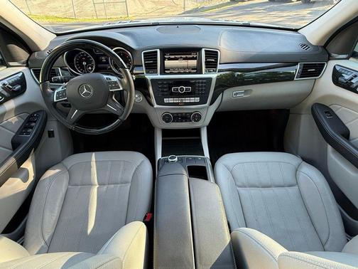 White 2015 Mercedes-Benz GL-Class 4MATIC