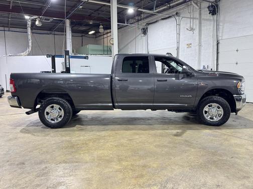 2021 RAM 3500 Tradesman Crew Cab 4x4 8' Box