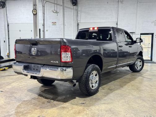2021 RAM 3500 Tradesman Crew Cab 4x4 8' Box