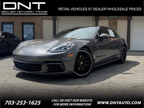 2018 Porsche Panamera Base