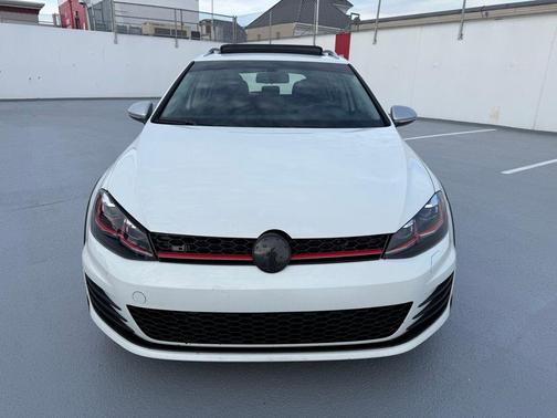 2017 Volkswagen Golf Alltrack TSI SE
