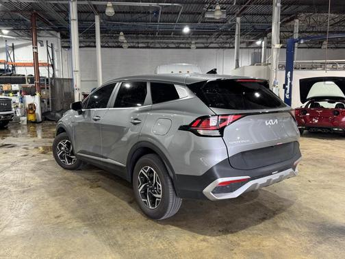 2024 Kia Sportage LX