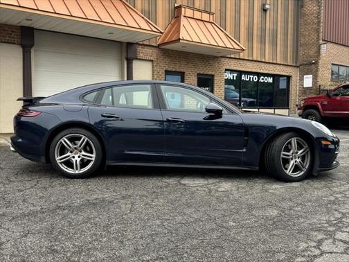 2019 Porsche Panamera 4
