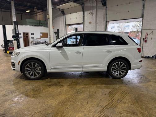 2017 Audi Q7 3.0T Premium