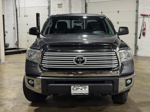 2016 Toyota Tundra SR5