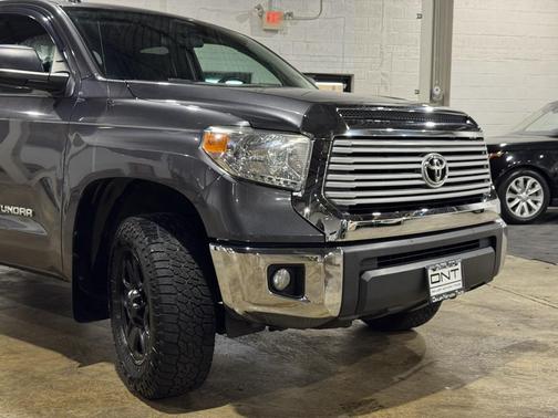 2016 Toyota Tundra SR5