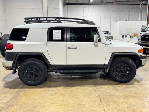 2011 Toyota FJ Cruiser Base