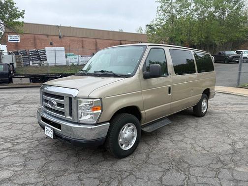 Pueblo Gold 2013 Ford E350 Super Duty XLT