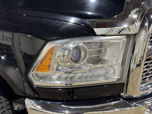 2014 RAM 3500 Laramie