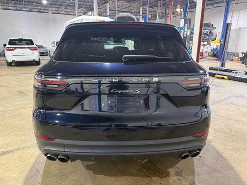 2019 Porsche Cayenne S