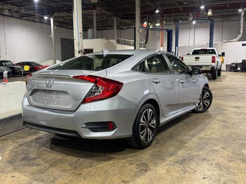2018 Honda Civic EX-L w/Navi