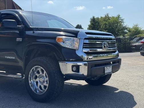 2016 Toyota Tundra SR5