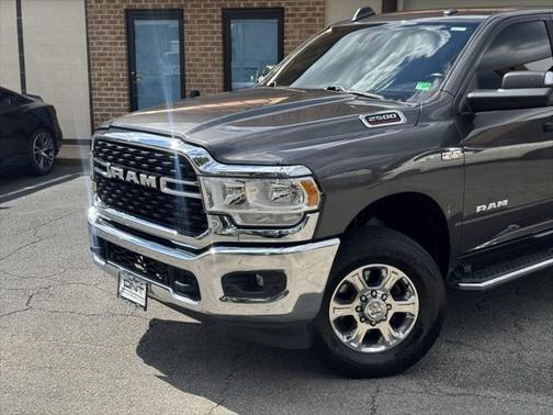 2022 RAM 2500 Big Horn Crew Cab 4x4 6'4' Box