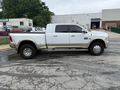 Bright White Clearcoat 2017 RAM 3500 Longhorn